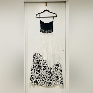 Skemo Strapless Beaded Maxi Dress Size Small